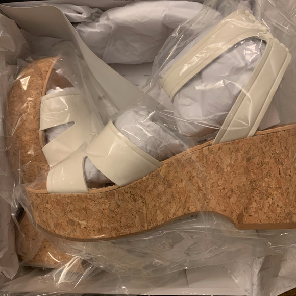 Dolce Vita Linda Cork White Platform Sandals - Picture 3 of 4